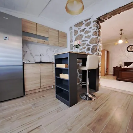 Апартаменты Unique Centar