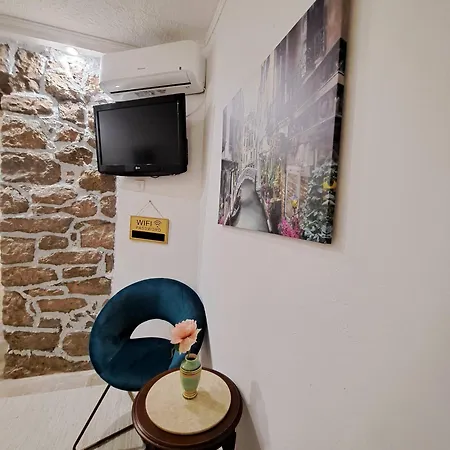 Unique Centar Daire Podgoriçe